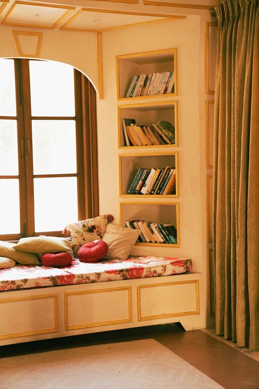Tips for Creating a Cosy Reading Nook in Your Home